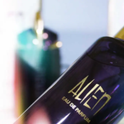 Thierry Mugler Parfum Alien Nachfueller Thierry Mugler Parfum Alien Refill Flasche zum Nachfüllen